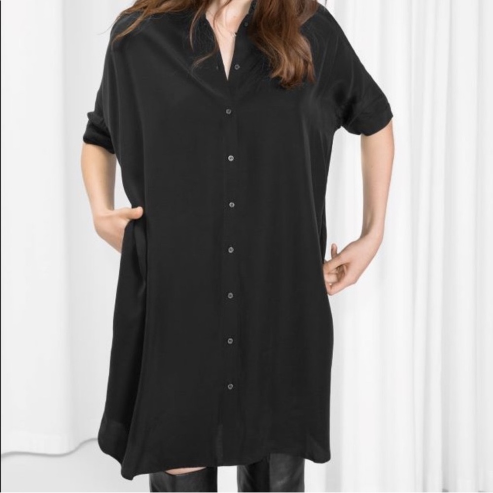 & Other Stories Oversized Tunic Shirt Dress Black button down w/ 2 side pockets
